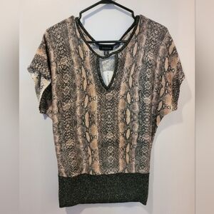 NWT Beautiful Sparkly Top